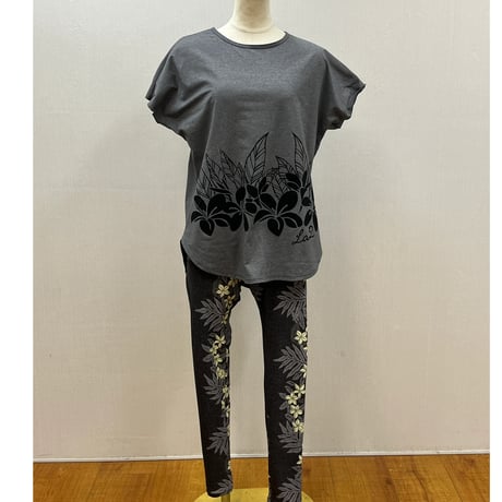 1142 ROUND TEE  DPL
