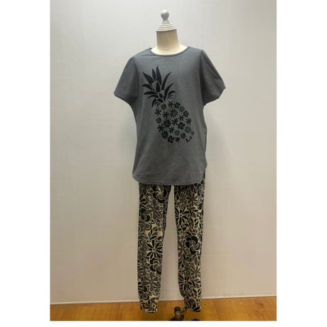 1145 ROUND TEE  PINEAPPLE