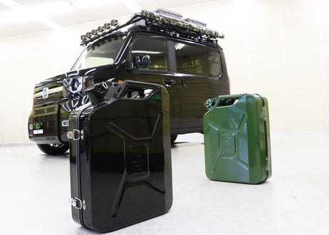ジェリカンツールボックス
