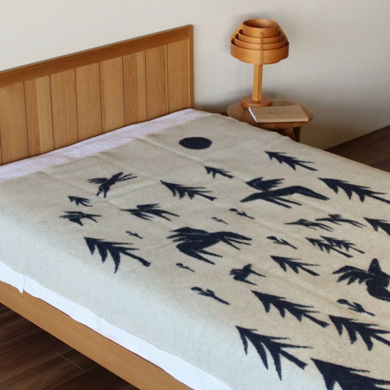 KLIPPAN ウール シングルブランケット horses go to the moon（全2