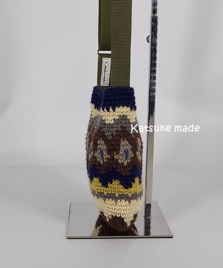 ウールの総柄編みのポシェット①