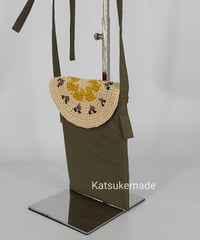 かぶせ手編みのポシェット①