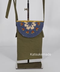 かぶせ手編みのポシェット③