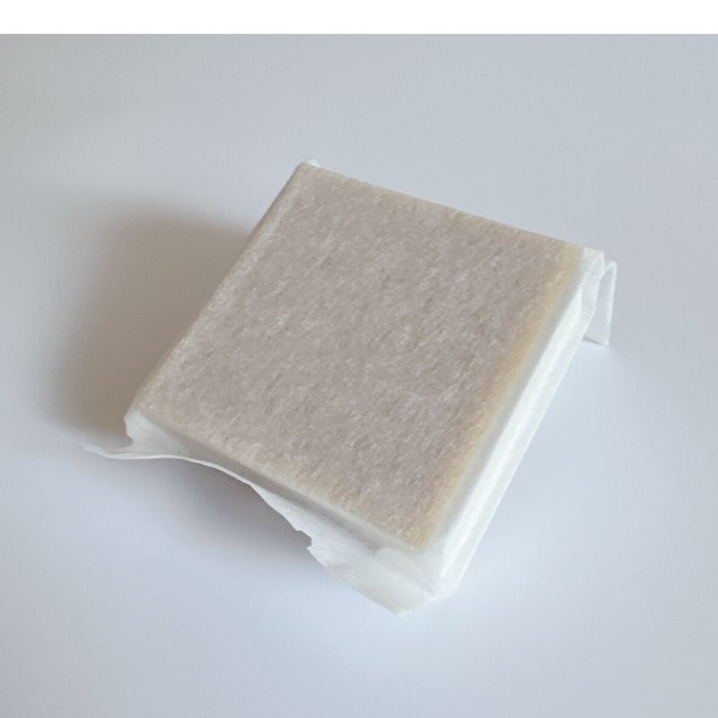 ソーラ様 1.4Kgパワーストーン 天然石 ソーダライト 六角柱[T581-5807]