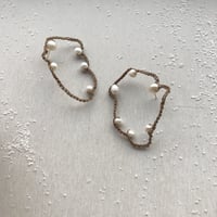 pearls in circle ピアス　&イヤリング