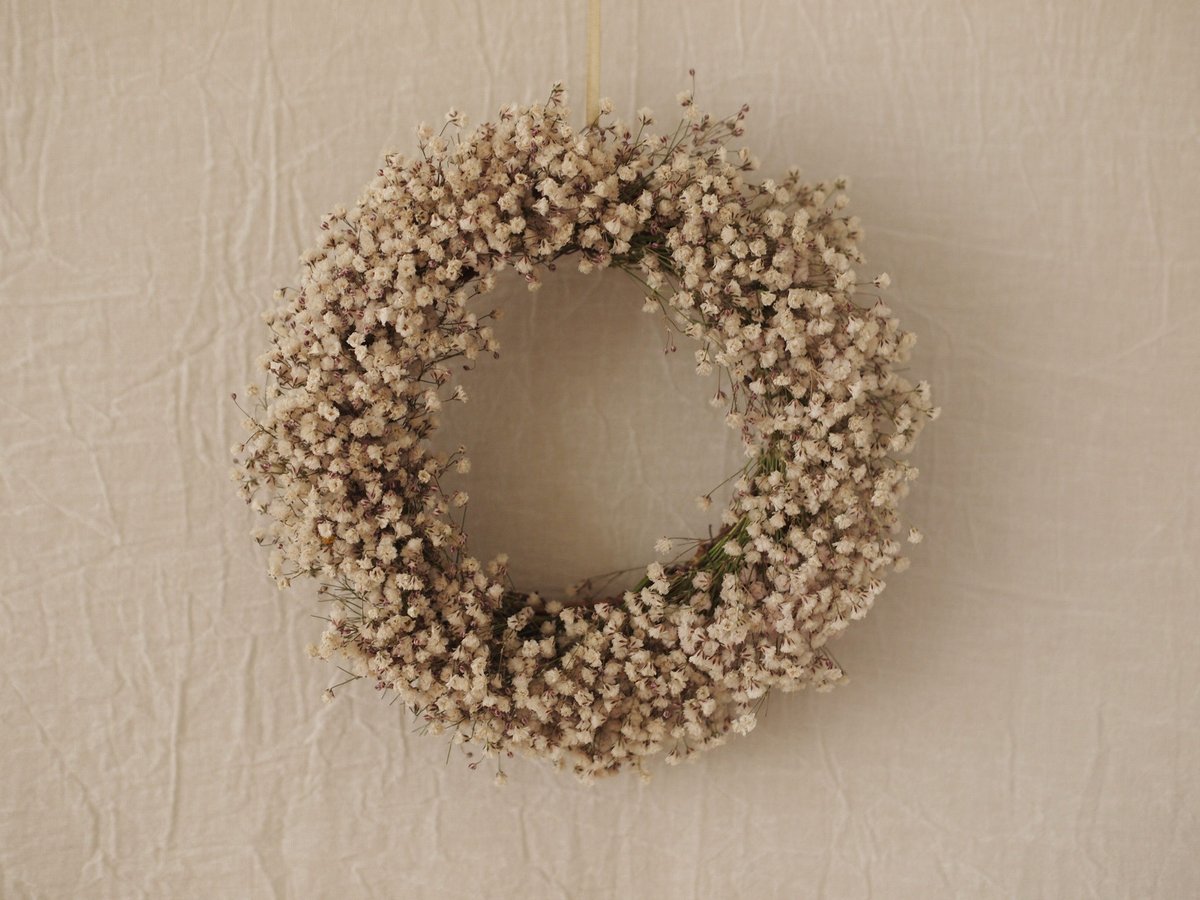 kasumisou wreath | meadow flower design