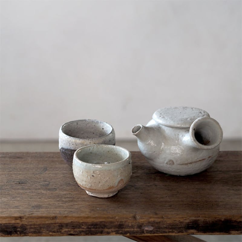 壷田 和宏・亜矢 白土唐津釉 | 紅茶の器 ecote 壷田 和宏・亜矢 白土唐津釉 | 紅茶の器 ecote