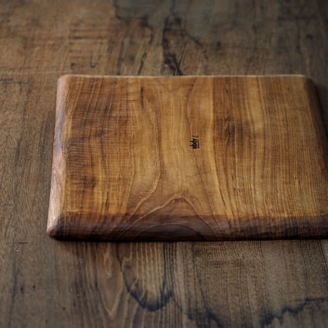 ubdy　チークトレイ　四角