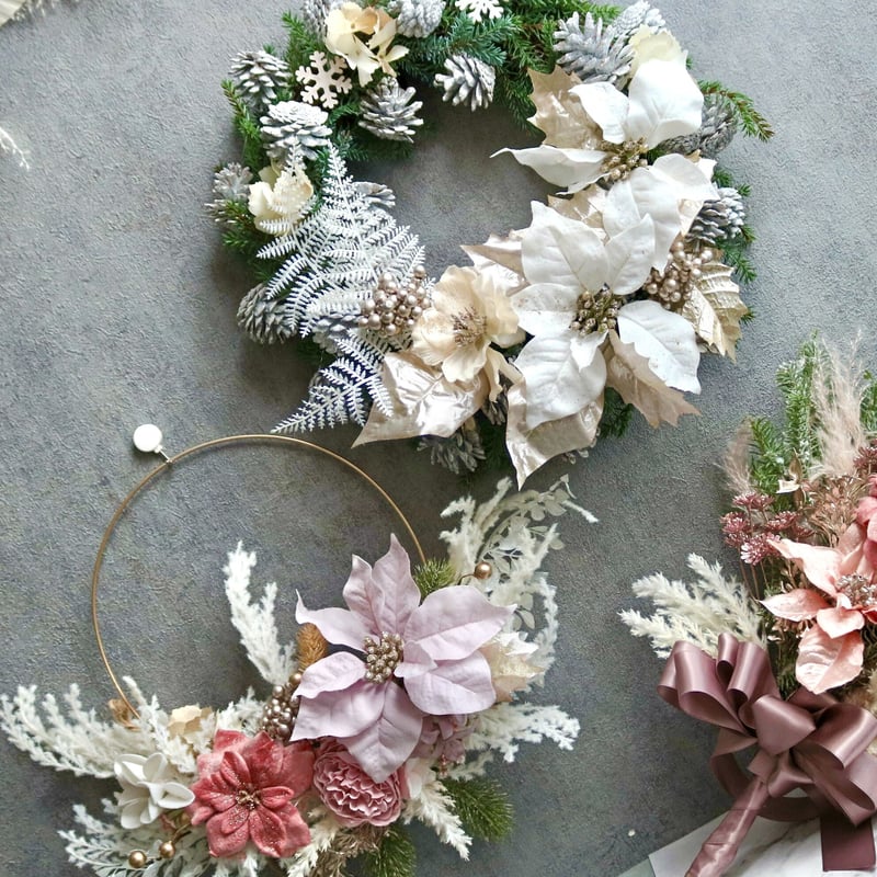 ホワイトローズとゴールドリボンのキラキラ豪華特大リース♪♪☆ ホワイトローズとゴールドリボンのキラキラ豪華特大リース♪♪☆