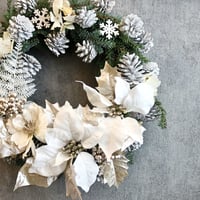 ホワイトポインセチアのリース～winter　white～