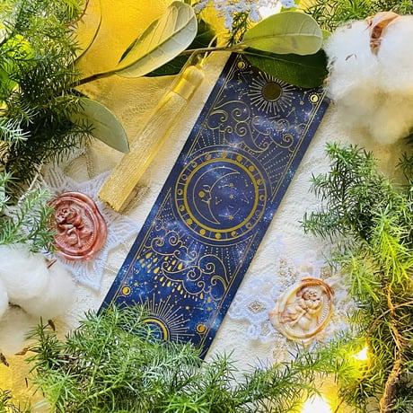 LA LUNE BOOKMARK