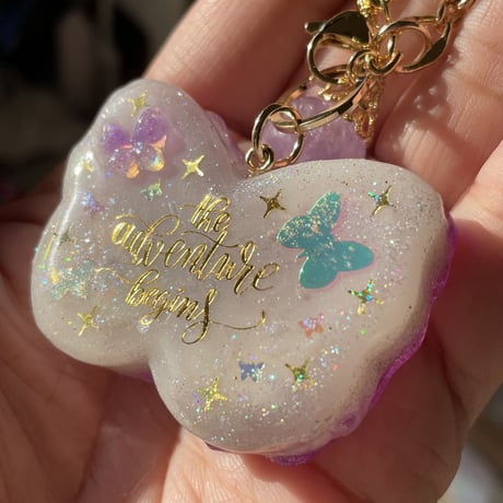🌟Love+Adventure🌟アメジストチャーム付🦋キーチェーン