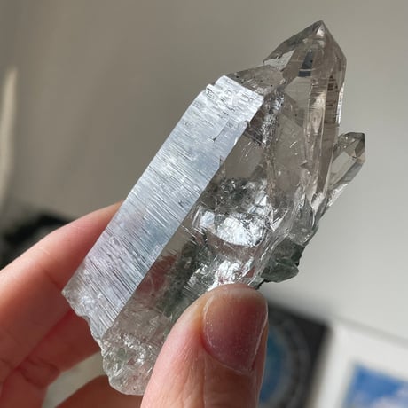 マニハール水晶（クローライト共生）