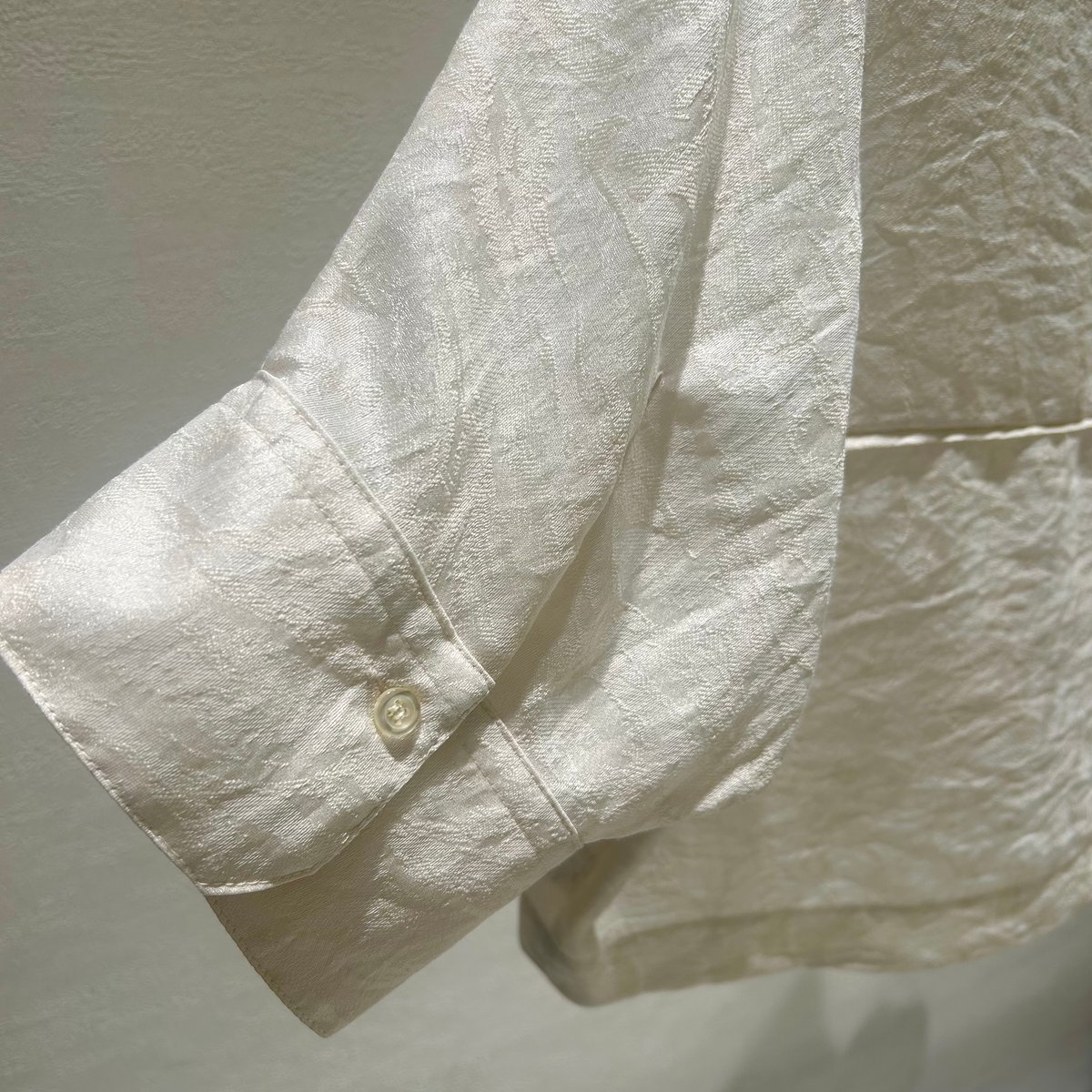 9】ジャガード風シアークロップドブラウス＃ivory | Daily9