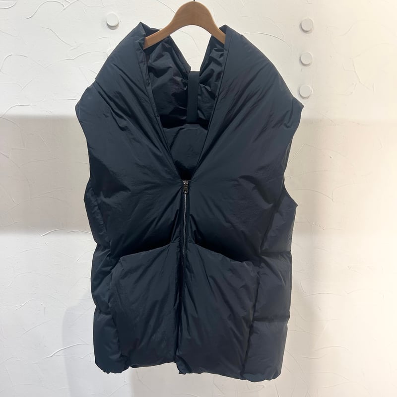 HERBIER】ストールライクダウンベスト＃Black | Daily9 (デイリーナイン)