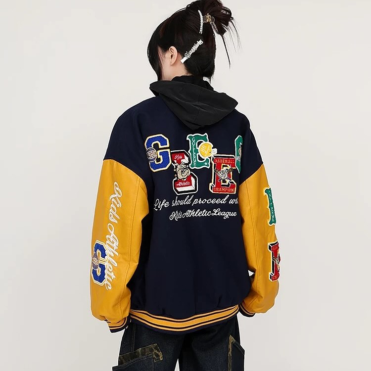 希少⭐️美品 kaneko isao スタジャン スタジャン　レザー　ワッペン レア 希少】スタジャン ワッペン 刺繍 カウレザー フード付き フルデコ