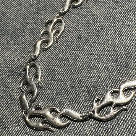 再入荷))炎ネックレス(No.R26605-33/1)