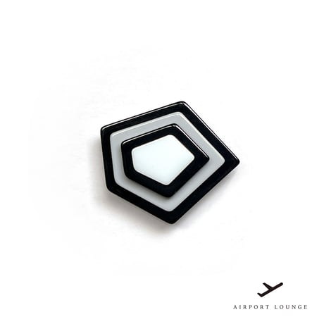 帯留 <contour 5 /コンター 5 >ブラック×ホワイト