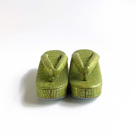 【即納品】メタクロコ草履 ＜イエロー＞