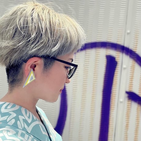 イヤリング/ピアス <contour 3 /コンター 3 >イエロー×グレー