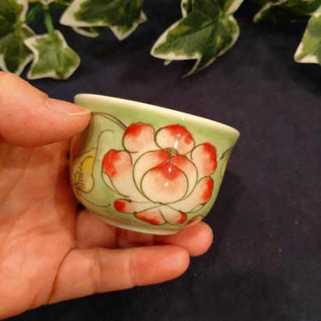 ベトナム ミンロン 淡い緑色の蓮の花皿 大皿2枚 ベトナム雑貨 Sông Bé