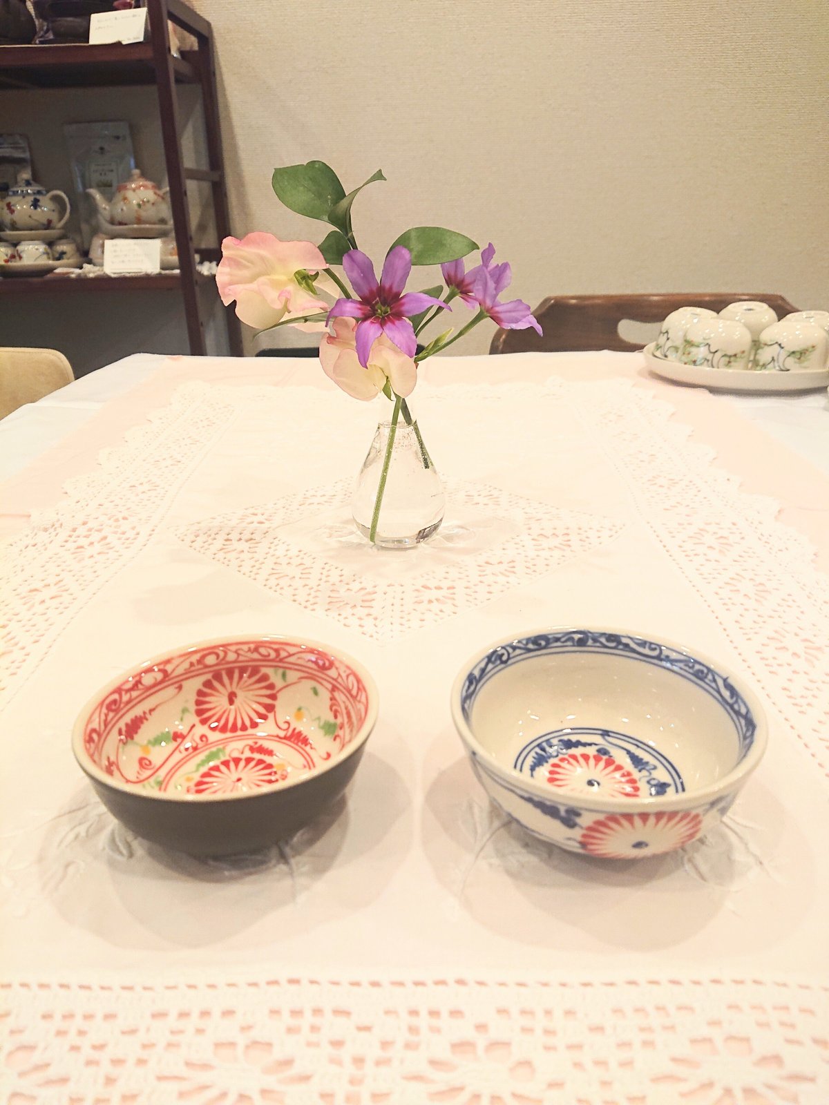 バッチャン焼き 小椀皿 菊柄 茶色に赤 2個セット | Ethnic Tea Salon