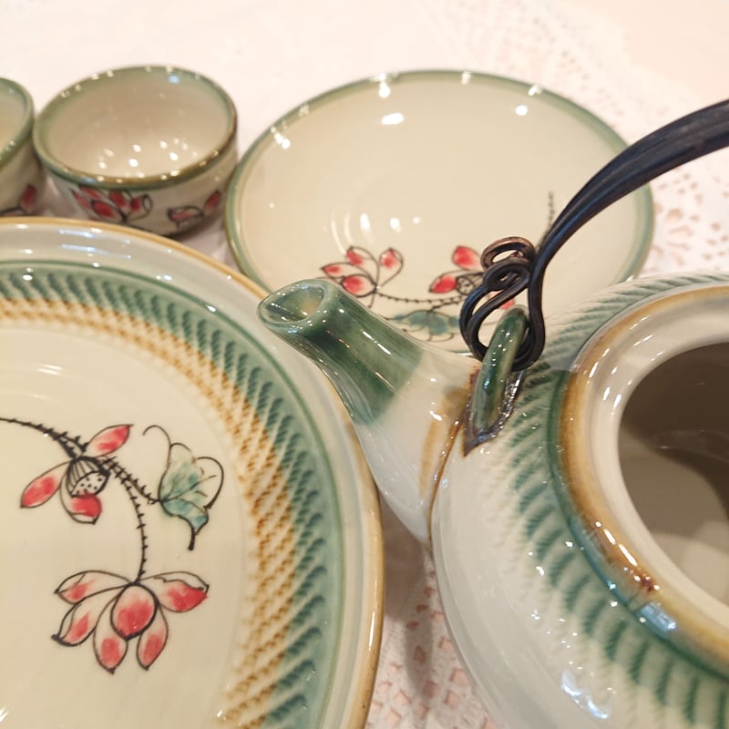 ベトナム バッチャン焼き 茶器セット 蓮の花 緑の淵 | Ethnic ベトナム バッチャン焼き 茶器セット 蓮の花 緑の淵 | Ethnic
