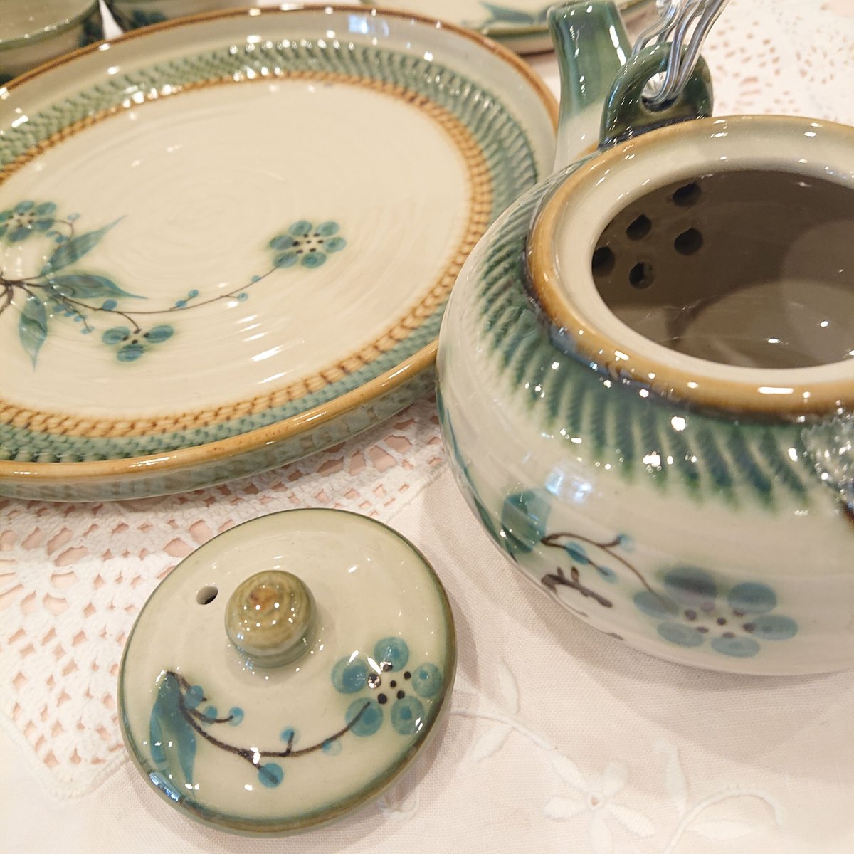 ベトナム バッチャン焼き 茶器セット グリーンの梅 緑の淵 | Ethnic