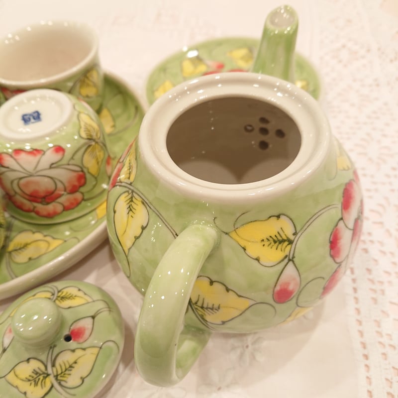ベトナム バッチャン焼き 茶器セット 芙蓉 グリーン | Ethnic ベトナム バッチャン焼き 茶器セット 芙蓉 グリーン | Ethnic