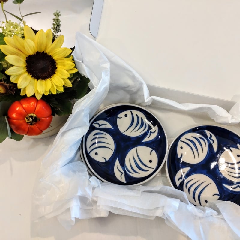 ころころ魚柄 お小皿4枚セット 高品質バッチャン焼 | Ethnic Tea