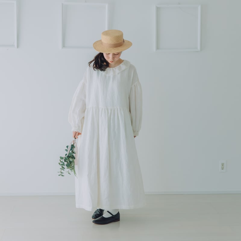 Wフリル襟のワンピース ブロード / ピュアホワイト | Momono-hana