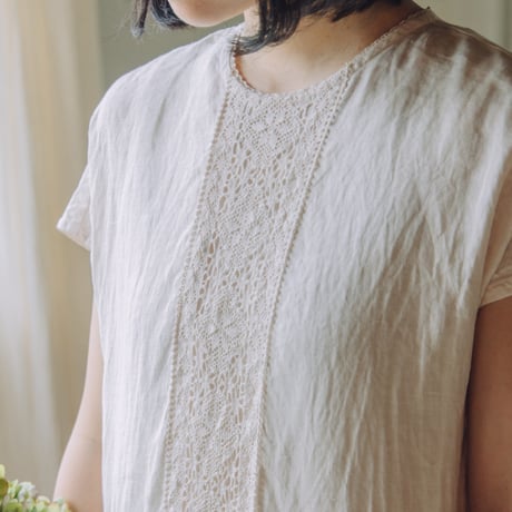 センターレースのワンピース　/　手染　ivory　【web価格】