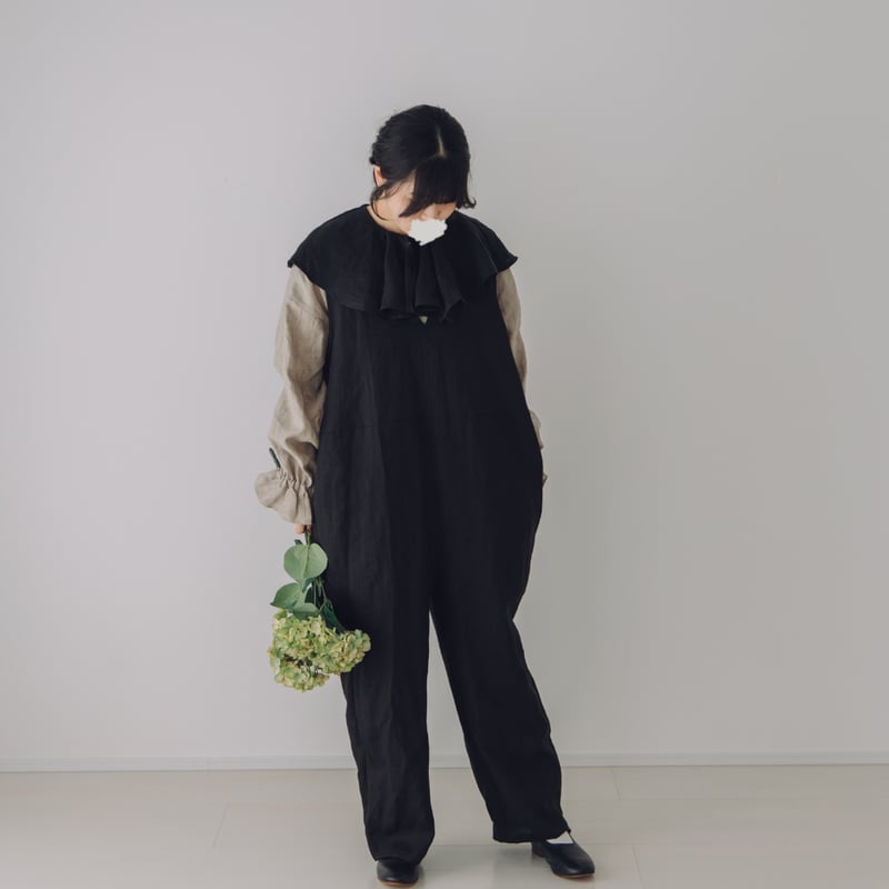Vあきサロペット / ラミーリネン BK | Momono-hana Vあきサロペット / ラミーリネン BK | Momono-hana
