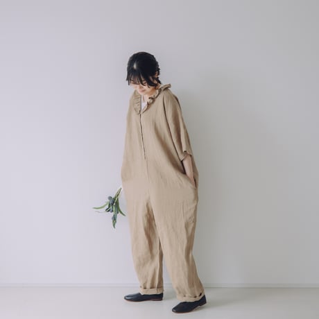 Vあきフリルのオールインワン  /  シーチングlinen  BEG