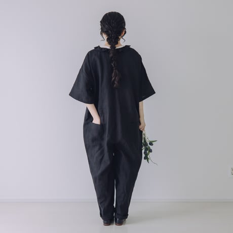 Vあきフリルのオールインワン  /  シーチングlinen  BK