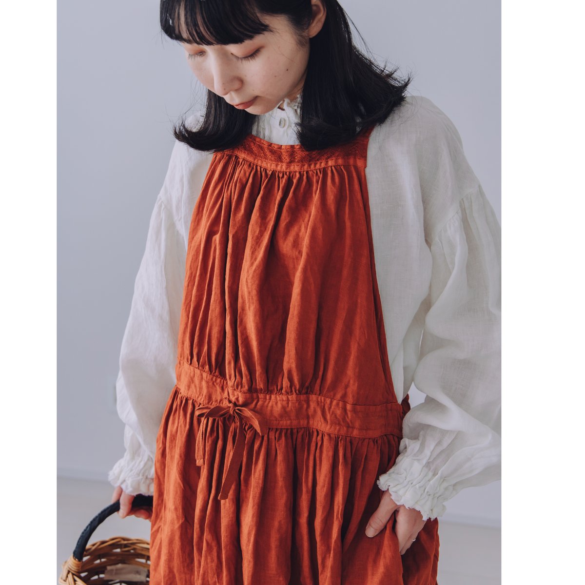 kitchenworkエプロンワンピース / 手染 vintagered | Momono-hana