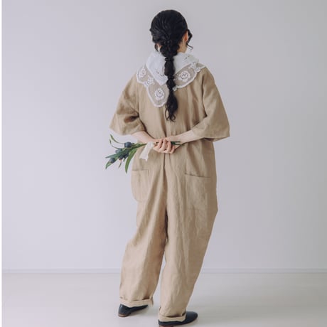 Vあきフリルのオールインワン  /  シーチングlinen  BEG