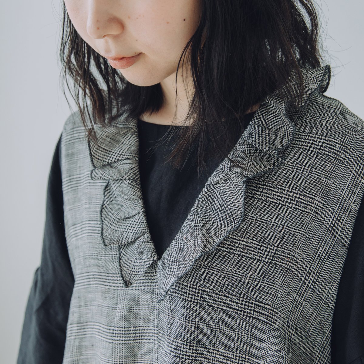 Boxラインフリルワンピース / チェック | Momono-hana