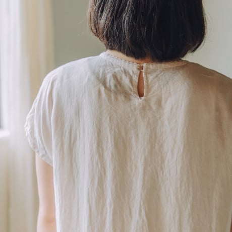 センターレースのワンピース　/　手染　ivory　【web価格】