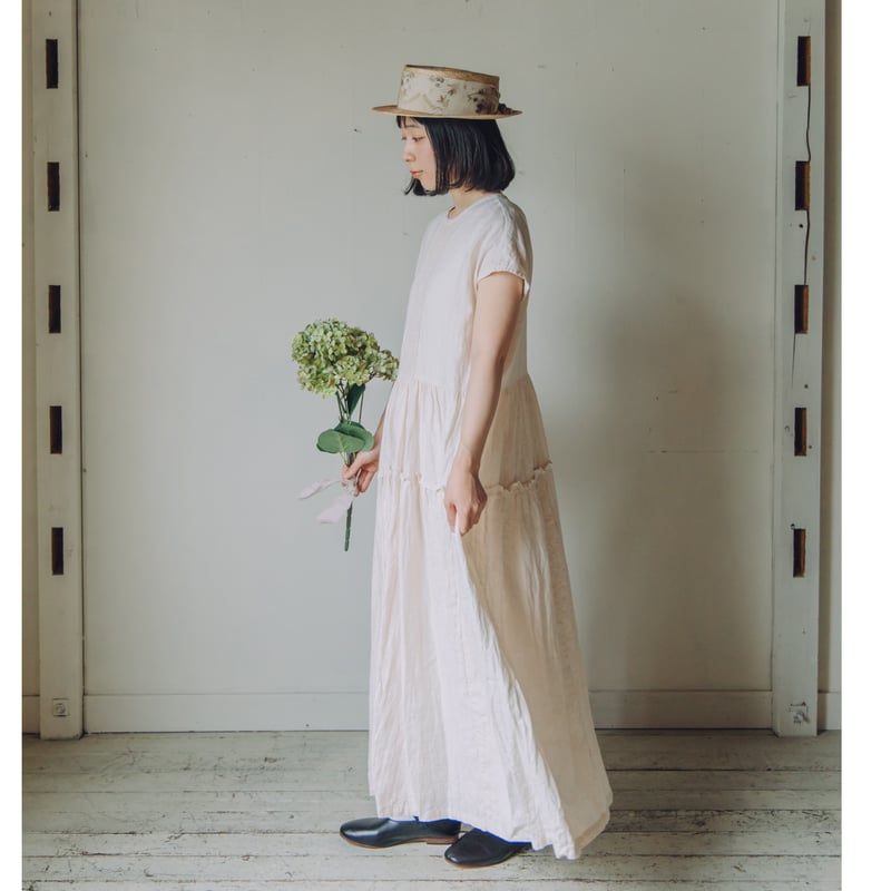 センターレースのワンピース / 手染 ivory | Momono-hana