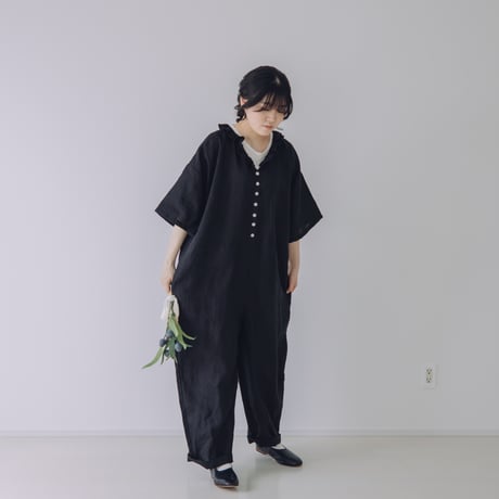 Vあきフリルのオールインワン  /  シーチングlinen  BK