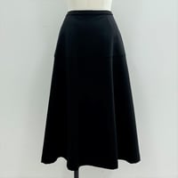 No.2211119-2　ミラノリブポンチフレアスカート　Made in Japan