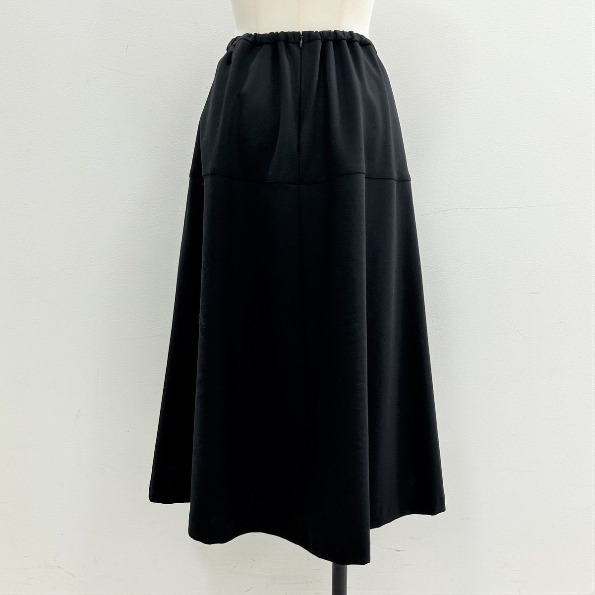 No.2211119-2 ミラノリブポンチフレアスカート Made in Japan | Ir 