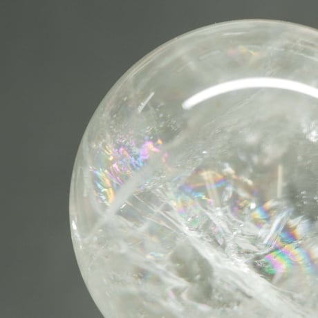 【天然丸玉】レインボー水晶丸玉　直径55mm　295g　【空間の浄化】