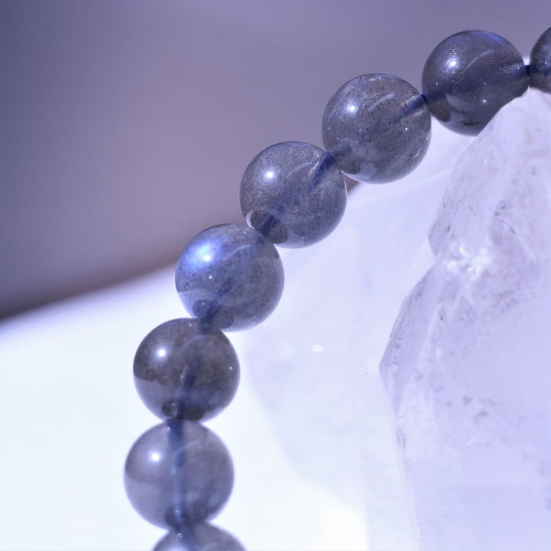 ラブラドライト　マダガスカル産 マダガスカル産アンデシンラブラドライト 0.698ct | Gem Shop