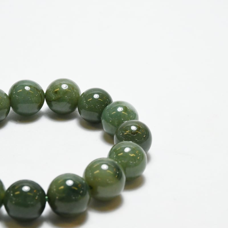 国宝石 新潟糸魚川産翡翠のブレス 13.5㎜/15.5cm | 那須高原 石の愉楽