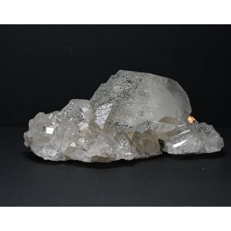 ガネーシュヒマール ラパ産 コロンビアレムリアンの様な条線のポイント1 ガネーシュヒマール産 水晶 原石 レムリアンシードクリスタル