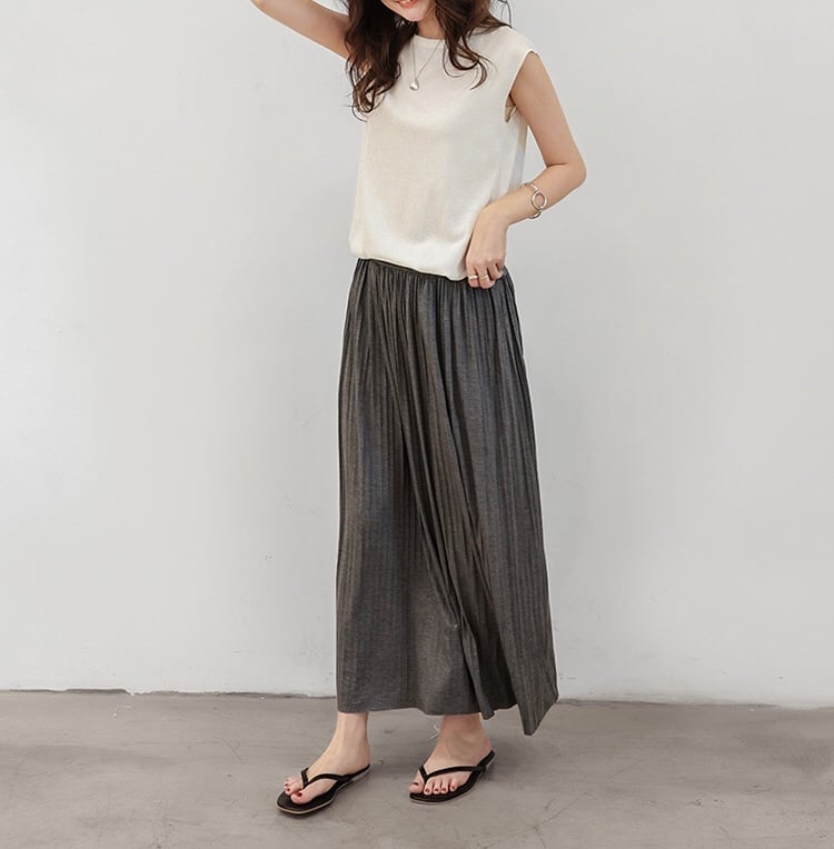 long pleated skirt (2 colors) | REPOACE®︎ long pleated skirt (2 colors) | REPOACE®︎