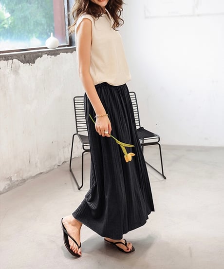 long pleated skirt (2 colors)