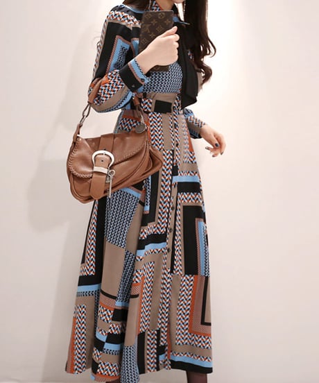 brown base geometric pattern dress (1 color)